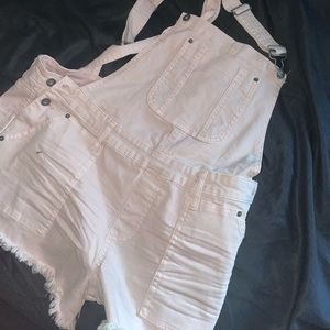 overall shorts!
